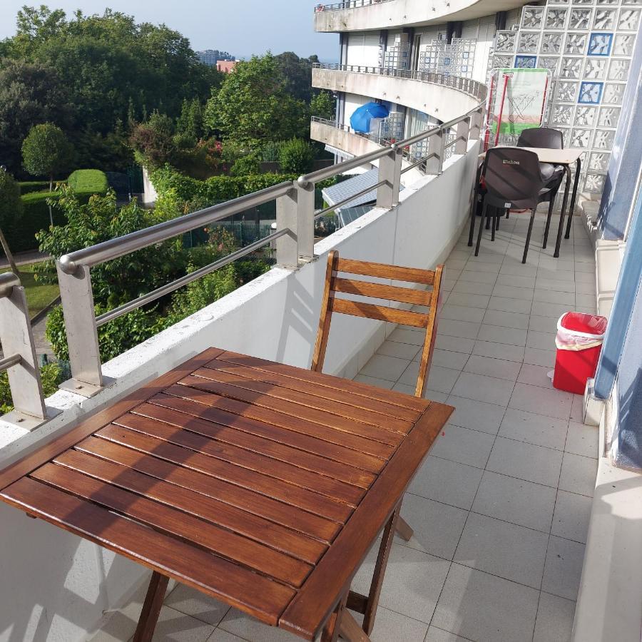 Soleado Piso Con Garaje Y Piscina A 8' Centro Apartamento Castro Urdiales Exterior foto