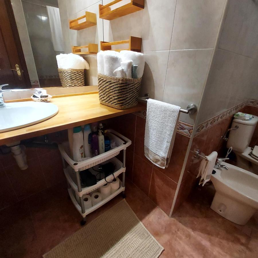 Soleado Piso Con Garaje Y Piscina A 8' Centro Apartamento Castro Urdiales Exterior foto