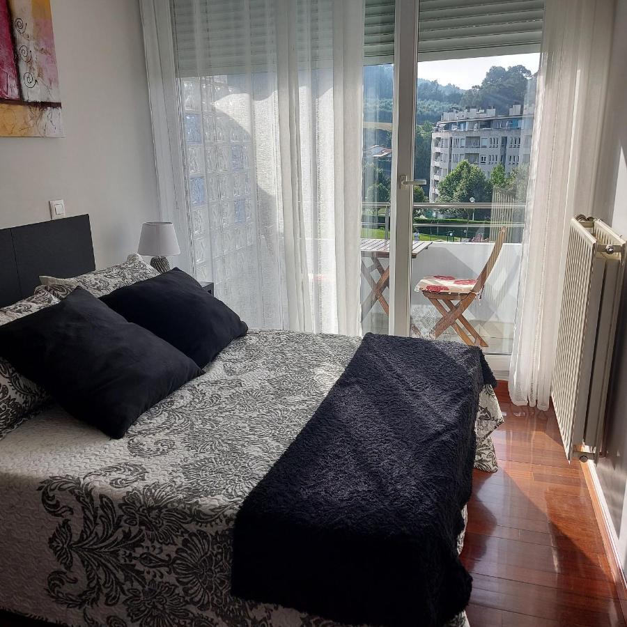 Soleado Piso Con Garaje Y Piscina A 8' Centro Apartamento Castro Urdiales Exterior foto