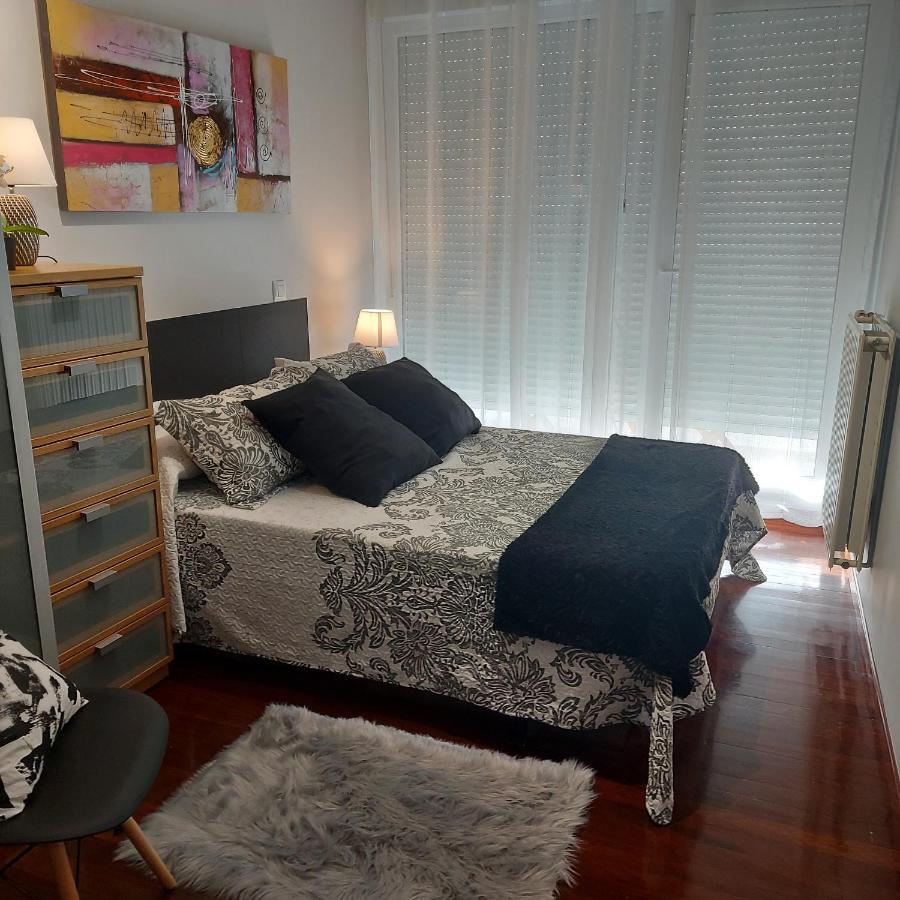 Soleado Piso Con Garaje Y Piscina A 8' Centro Apartamento Castro Urdiales Exterior foto