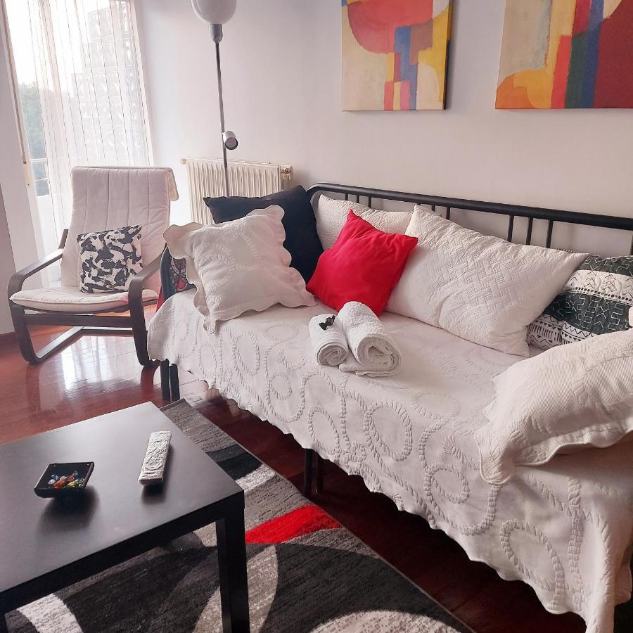 Soleado Piso Con Garaje Y Piscina A 8' Centro Apartamento Castro Urdiales Exterior foto
